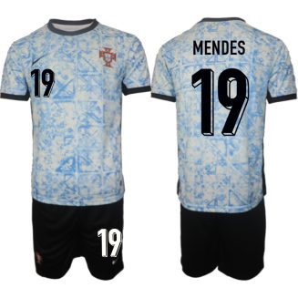 Goedkope Portugal Nuno Mendes #19 Uitshirt EK 2024 Voetbalshirts 2024/25 Korte Mouw (+ Korte broeken) Kopen