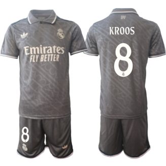 Kopen Real Madrid Toni Kroos #8 Derde Shirt 2024-2025 Korte Mouw (+ Korte broeken)