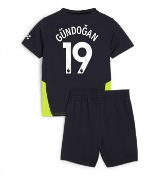 Kinderen Manchester City Uitshirt 2024-2025 İlkay Gündoğan #19 Korte Mouw (+ Korte broeken) online kopen